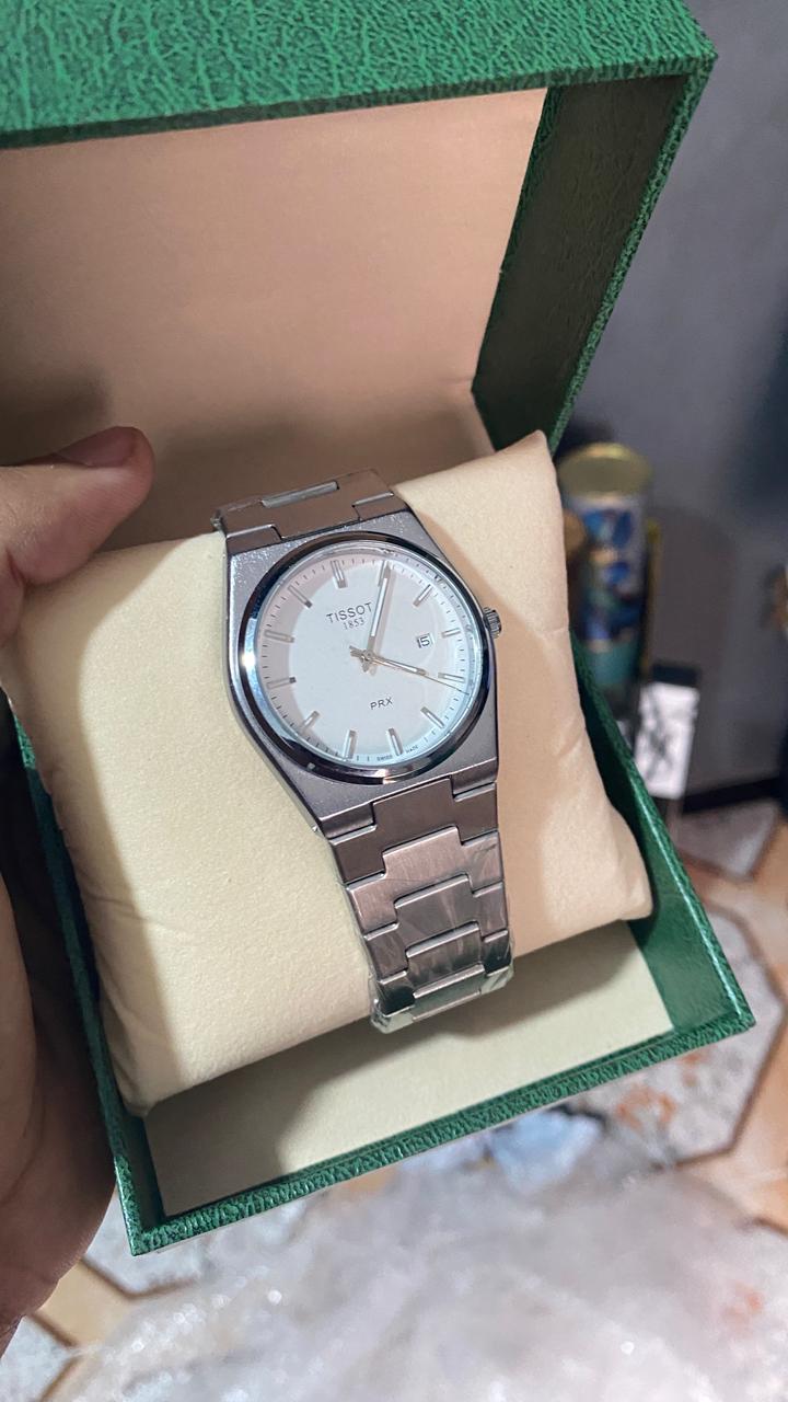 TISSOT ACIER GRIS TABLEAU BLANC