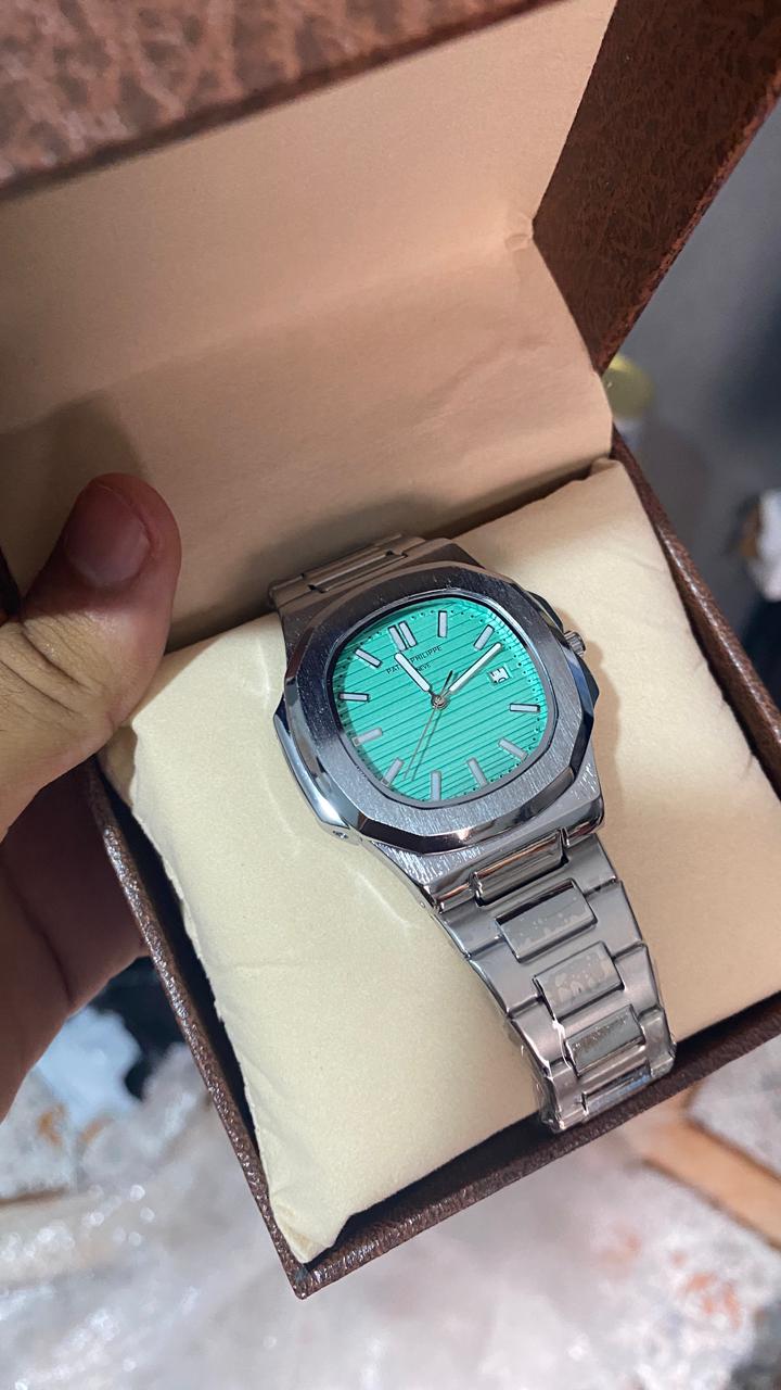 PATEK PHILIPPE GENEVE GRIS TABLEAU VERT